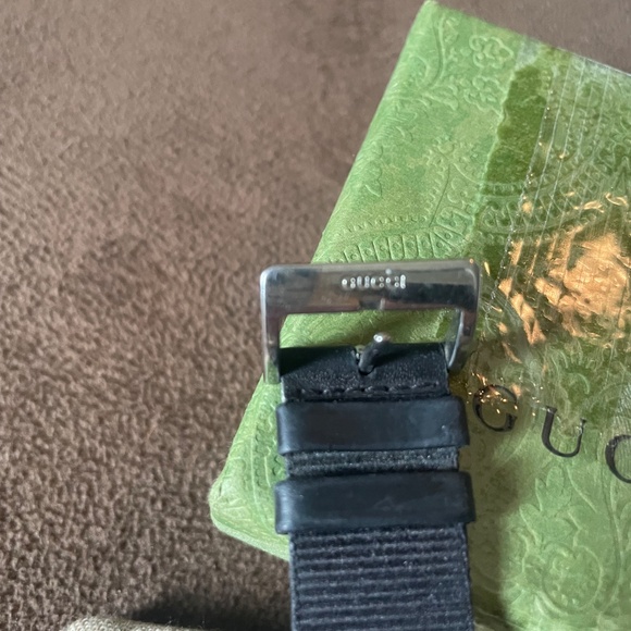 Gucci Watch - Picture 4 of 4